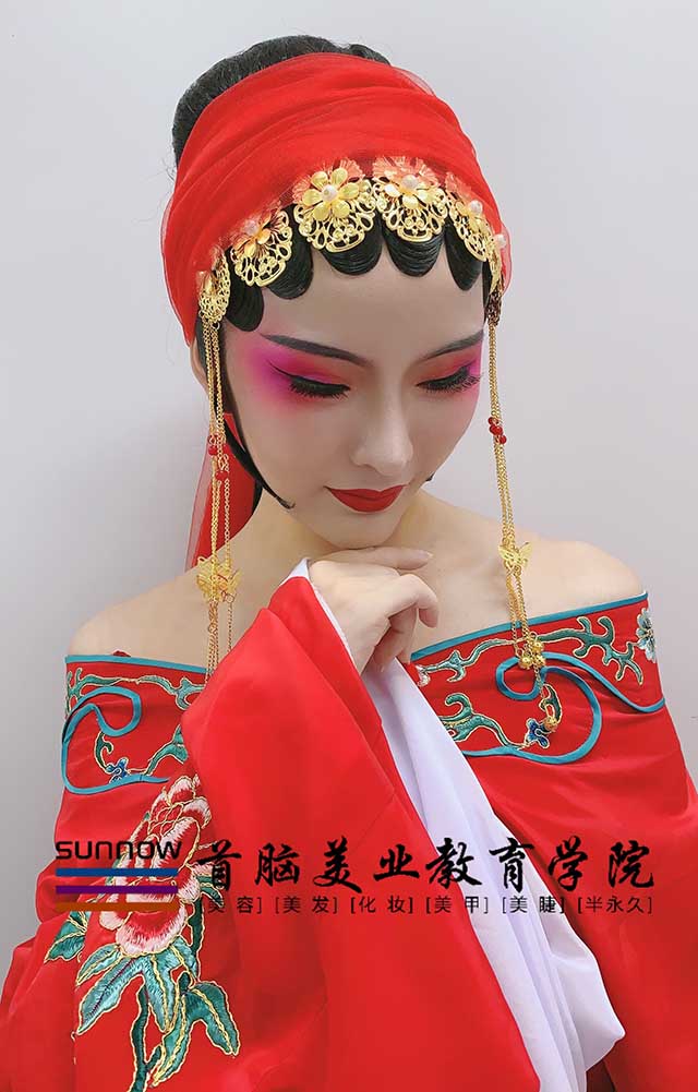 化妝學(xué)?；瘖y作品圖